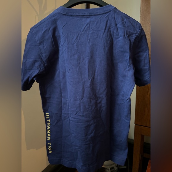 Uniqlo ultra man t shirt - Picture 3 of 4